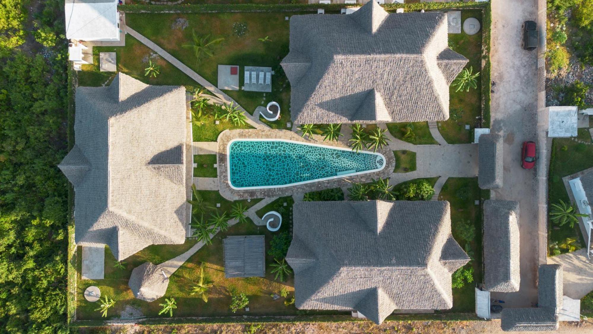 Rafiki Tamu Residential *